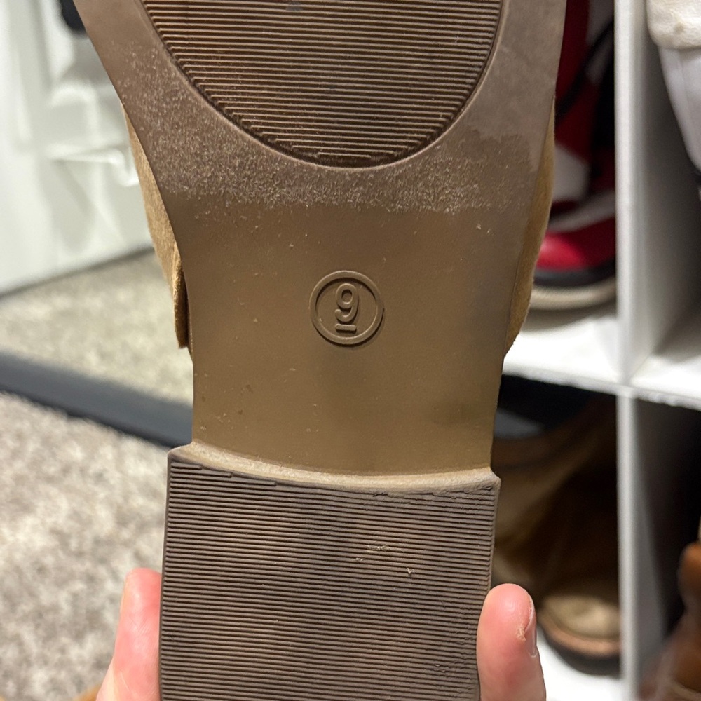 Universal Thread Tan Mules - Picture 3 of 6